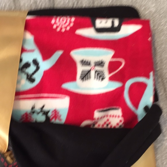 PJ Set - Picture 2 of 3